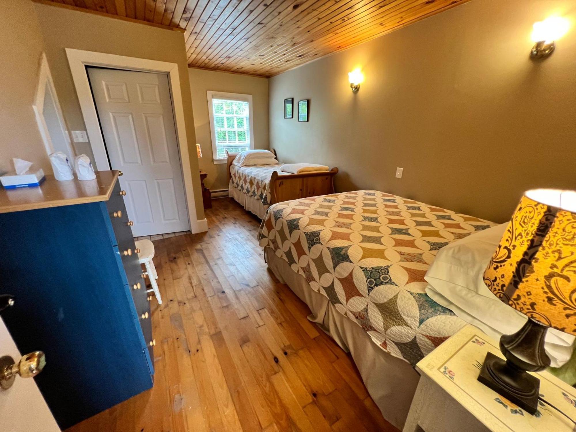 Hotel Bishop White Manor Trinity Esterno foto